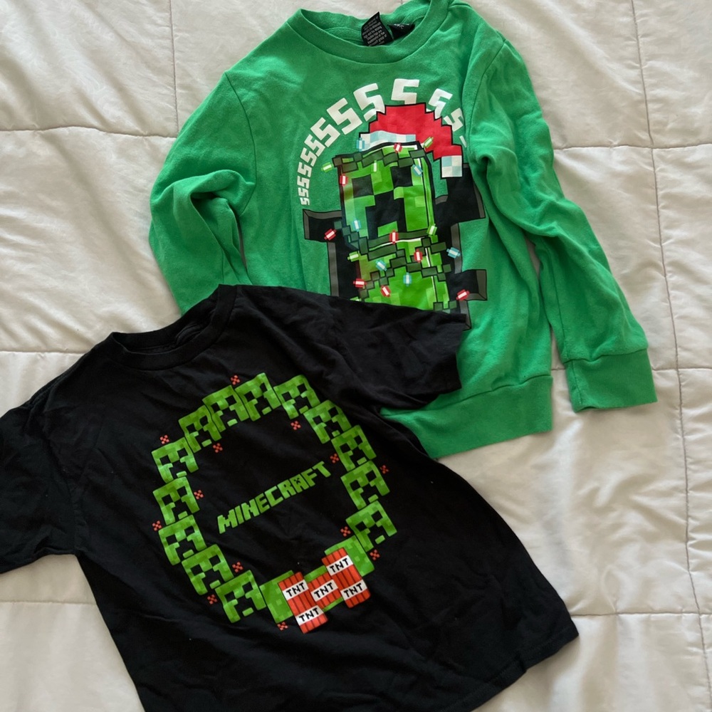Boys Holiday Christmas Minecraft Tee and Crewneck Sweater XS/S